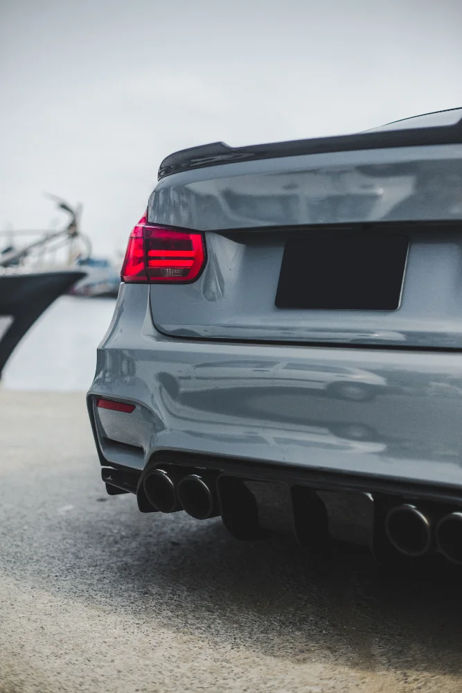 silver-sedan-with-red-lights